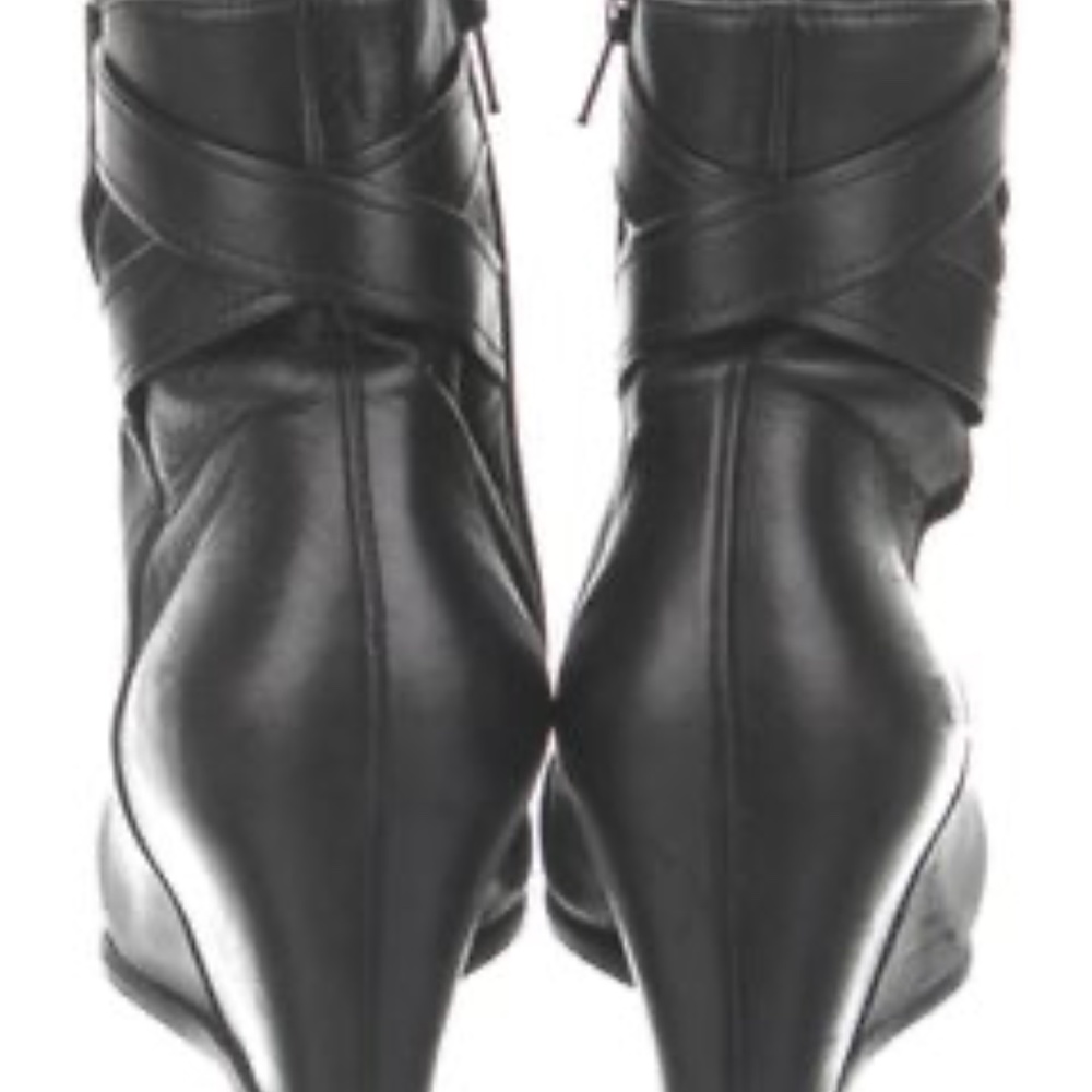 Stuart Weitzman Black Leather Ankle Boots Sz 10